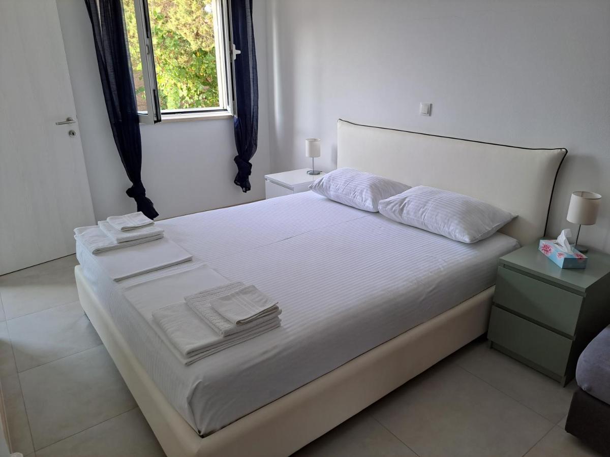 Ferienwohnung Fig Tree Povlja  Exterior foto