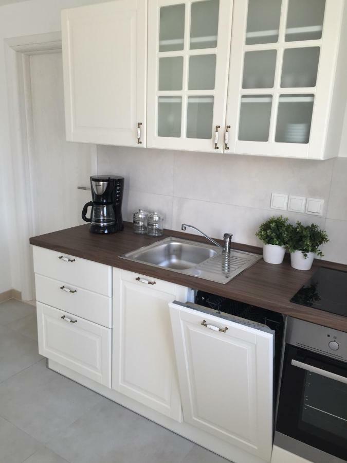 Ferienwohnung Fig Tree Povlja  Exterior foto